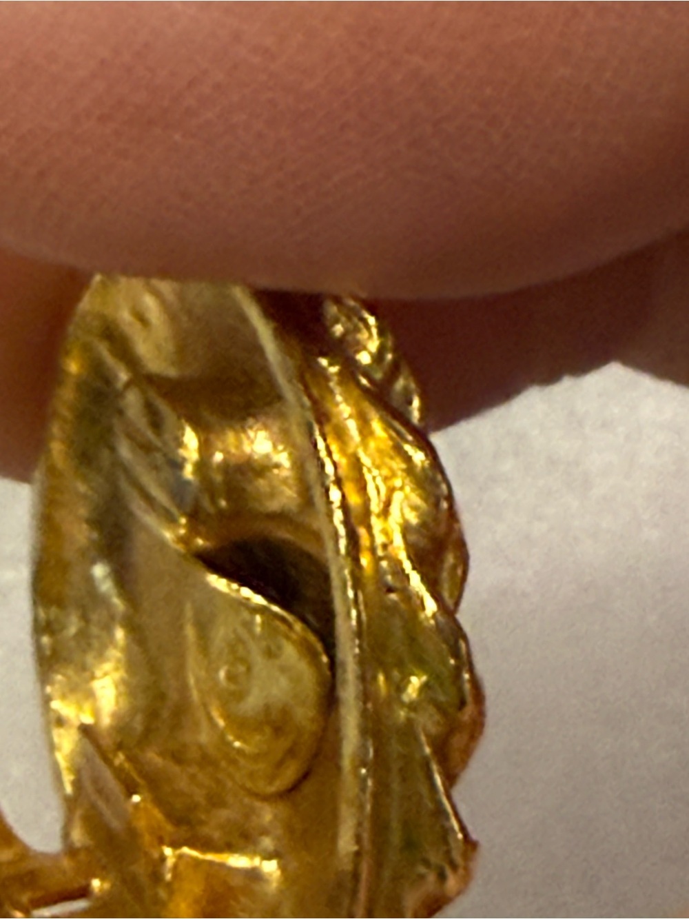 Vintage Chanel Gold Tone Figural Lady Clip-On Earrings Made in France RARE w/COA - Picture 6 of 11
